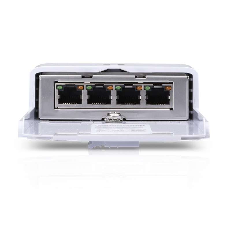 Ubiquiti NanoSwitch Gigabit Ethernet (10/100/1000) Power over Ethernet (PoE) White - Image 4